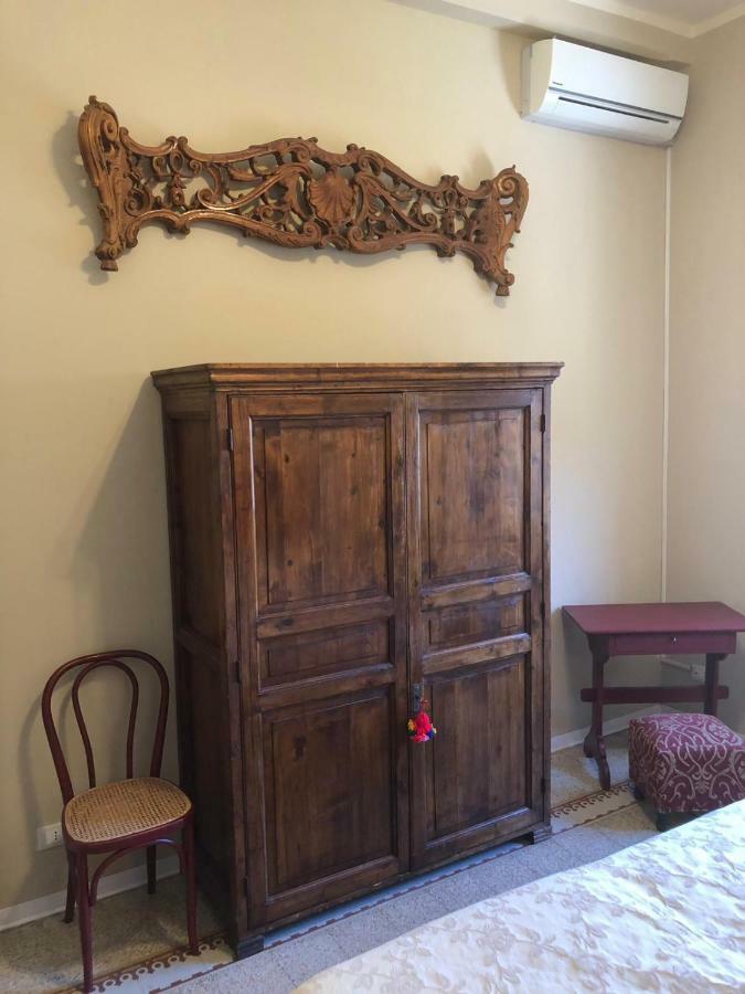 Al Teatro Biondo Guest House Palermo Eksteriør billede